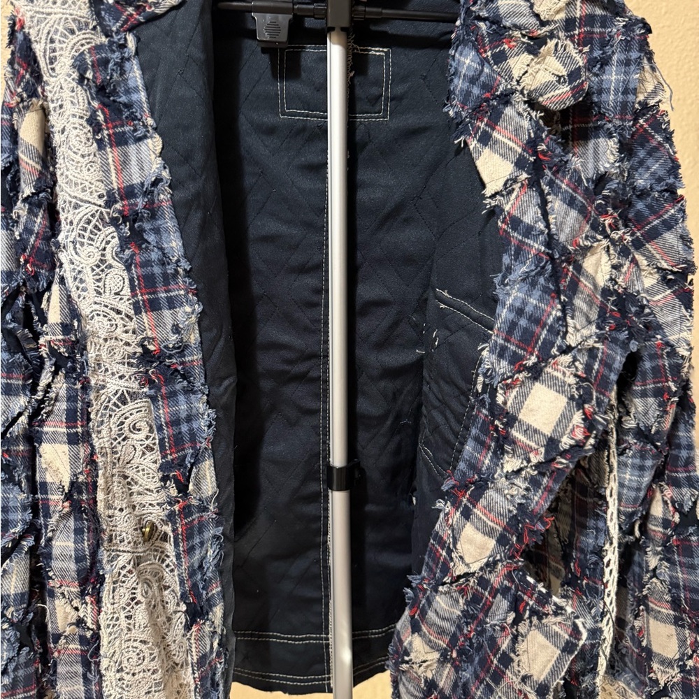 POL Medium OVERSIZED Patchwork, Lace, mixed fabric boho plaid button down jacket - Picture 16 of 17